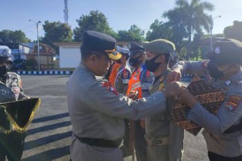 Polres Lotim gelar Apel Operasi Ketupat Rinjani 2023