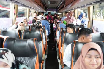 Sebanyak 2.126 pemudik gratis berangkat di hari kedua mudik bareng