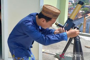 Ma'had Aly TBS Kudus:  Matahari tertutup 51 persen
