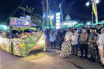 LEBARAN 2023 - Puluhan peserta pawai malam takbiran di Balangan