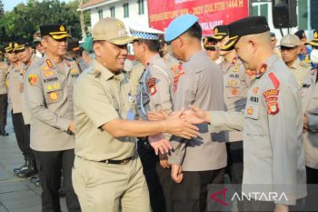 Wali Kota Jakbar imbau warga tak main petasan saat takbiran