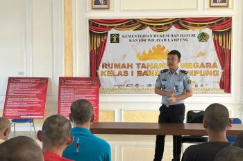Sebanyak 390 napi Rutan Kelas I Bandarlampung terima remisi Idul Fitri