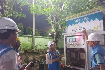 Dibalik kisah Kartini PLN, rela jauh dari keluarga demi terangnya Hari Raya