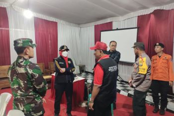 Wali Kota Bandarlampung pantau posko pelayanan pastikan Lebaran aman