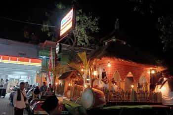 Warga Lombok Tengah rayakan malam Lebaran dengan pawai takbiran