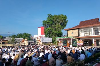 Khatib mengajak umat Islam pelihara suasana kamtibmas di Sulut