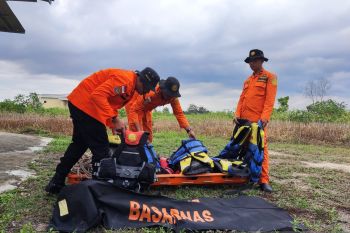 Tim SAR cari seorang  warga OKU hilang terseret arus