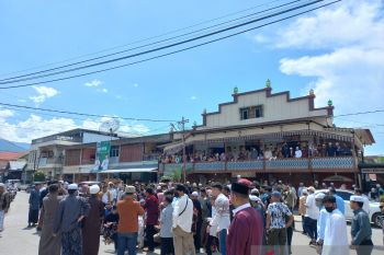 Keturunan Arab di Kota Palu rayakan tradisi ziarah Islam setelah Lebaran