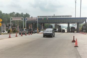 Arus balik pemudik melalui GT Bakauheni masih sepi