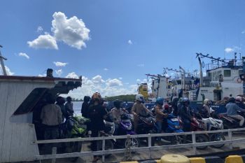 LEBARAN - Penumpang kapal penyeberangan di Banjarmasin meningkat saat lebaran