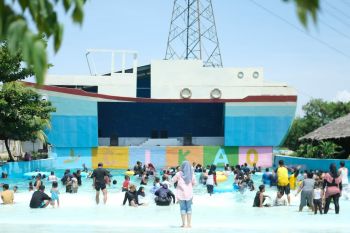 Kawasan Wisata Cikao Park Purwakarta ramai pengunjung