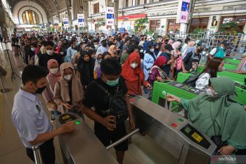 Penumpang musiman dominasi kepadatan Commuterline Jabodetabek