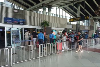 Penumpang naik 24 persen pada arus balik H+1 di Bandara Soetta