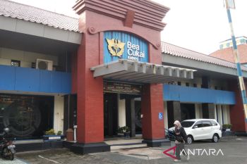 KPPBC Kudus mencatat penerimaan cukai rokok Rp9,43 triliun