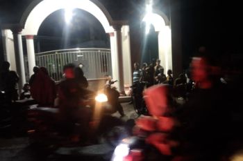 Warga Agam mengungsi ke lokasi aman dampak gempa