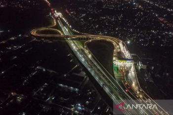 Arus balik di gerbang tol Cileunyi ramai lancar