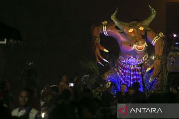 Tradisi kirab syawalan di Indramayu