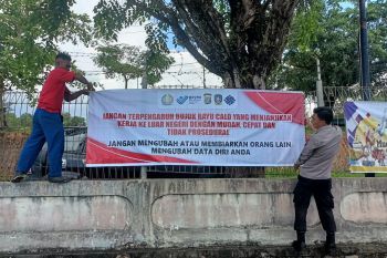 Polda Kepri tebar spanduk waspada perekrutan PMI ilegal