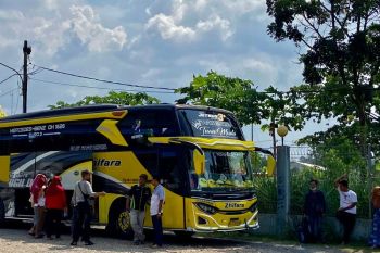 Terminal Rajabasa masih dipadati pemudik pada H+5 Lebaran