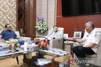 Bupati Pinrang terima kunjungan tenaga ahli utama Kantor Staf Presiden terkait bantuan