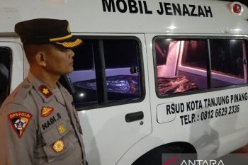 Jenazah korban kapal cepat Evelyn Calisca 01 tiba di Tanjungpinang