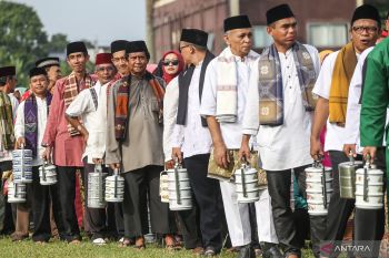 Tradisi Lebaran Kukusan di Depok