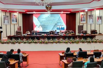 DPRD Manado gelar paripurna penyampaian rekomendasi LPKJ wali kota