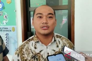 Ferry Irawan dituntut satu tahun enam bulan penjara