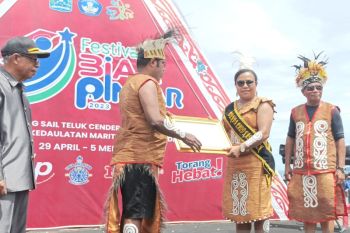 Kemendikbudristek beri penghargaan kepada Bunda PAUD Biak