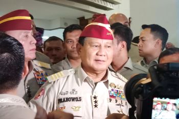 Prabowo sebut Ganjar Pranowo dan Anies Baswedan putra terbaik bangsa