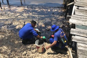 Polda Kepri bentuk tim selidiki pencemaran limbah B3 di Batam