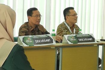 Rektor UIN Suska jadi pembahas di ajang internasional AICIS