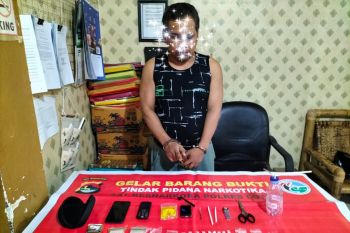 Tangkap pengedar, Satnarkoba Polres Lombok Timur amankan 13 poket sabu