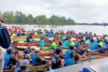 Desa Merbau juara umum lomba pacu perahu tradisional di Tanjabtim
