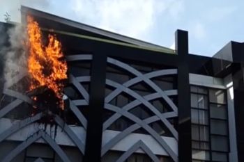 Kantor Inspektorat Lombok Timur kebakaran