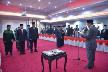 Wagub minta pejabat Pemprov Sulteng tingkatkan kinerja