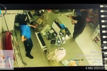 Polisi buru pelaku perampokan Indomart di Tana Awuk dekat Bandara Lombok