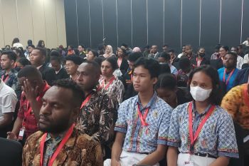Pengamat politik Uncen ajak pemilih pemula partisipasi mengawasi pemilu