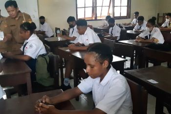 4.141 siswa SMP Kota Jayapura ikuti ujian sekolah