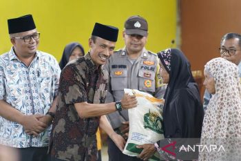 Solok Selatan awasi penyaluran bantuan pangan