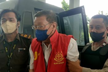 Kerugian uang negara kasus korupsi tambang pasir besi PT AMG mencapai Rp2 miliar
