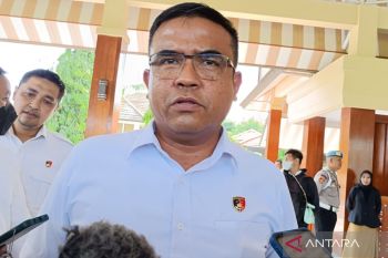 Terungkap! serbuk putih temuan nelayan di Lotim adalah 'kokain' senilai Rp5 miliar