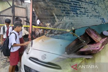 Enam unit rumah di Kapuas hangus terbakar