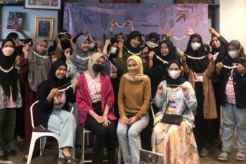 Srikandi Ganjar gelar workshop pembuatan kalung hijab bareng perempuan milenial di Yogyakarta