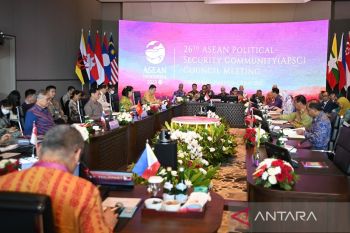 Indonesia calls on ASEAN to combat transnational crimes effectively