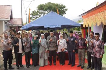 Kejar target turunkan stunting, Padang Panjang resmikan Kampung KB dan Rumah DataKu Silaiang Indah