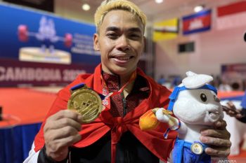 SEA Games: Irawan smashes own record in men's 61kg