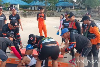 Sembilan atlet Sungailiat Triathlon alami kram