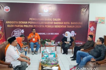 Di Bandung dua parpol belum lengkap persyaratan berkasnya
