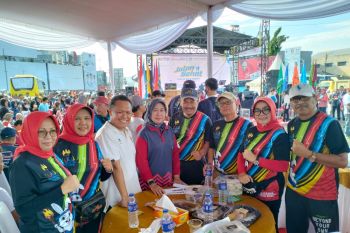 Asdep Kemenpora RI apresiasi "Jalan Sehat Unila Be Strong"
